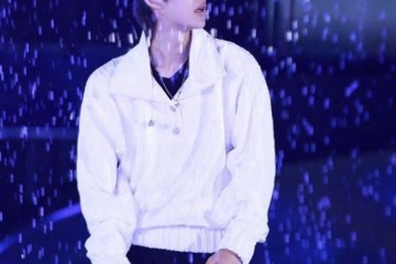 王一博骑摩托跨年调配是非造型不愧是酷盖