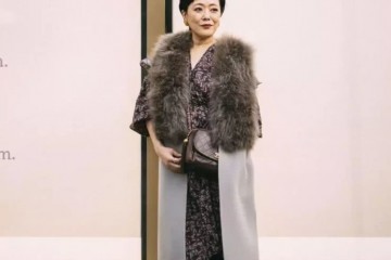 背厚腿粗不妨事这两位素人都靠隐瞒大法变时尚