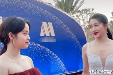 关晓彤把欧阳娜娜挤出红毯谁留意娜娜的反响?网友本质装不来