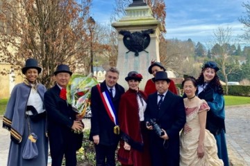 摄影术诞生180周年纪念活动在达盖尔的故土科梅伊举行