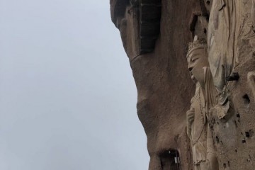 中华艺术寻根｜稀有的薄肉塑飞天天衣飘飘破壁欲出