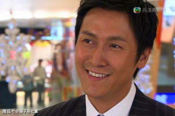 本是特警身世的他总算成为视帝现在20岁儿子签约邵氏行将出道