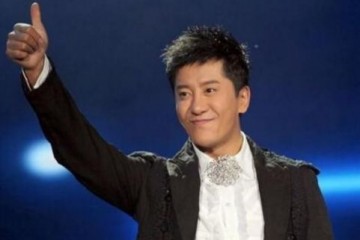 48岁毛宁与妻子日子近照老婆貌美如花网友比杨钰莹更美丽