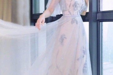 65岁赵雅芝扮少女毫无违和不料鞋子闯祸树皮腿扛不住