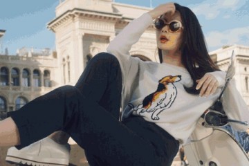 学会1加1叠穿法成为时尚精