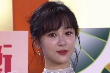 杨紫直播截图脸改变原样网友把硅胶取下来