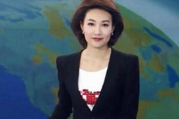她是主播一姐因太美带了13年假发当摘掉假发太美丽