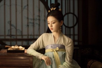 21岁杨逾越闷声干大事首部大女主戏正式来袭古装扮相绝美倾城