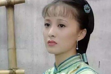 她曾是红极一时的艺人与老公相识六天便成婚现44岁仍美如少女