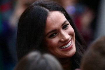 不受梅根影响英国王室成员齐聚为凯特过38岁生日凯特面色凝重