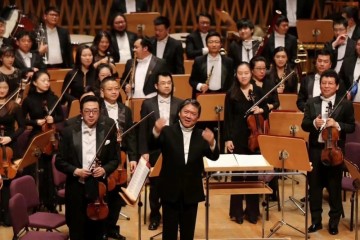 武满彻与《十一月的阶梯》日本音乐的兴起