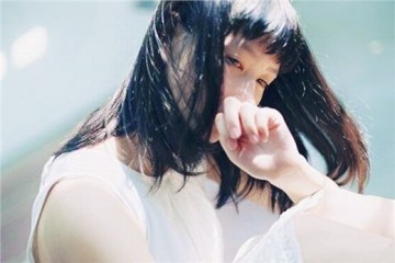 前夫搬回来一同住却又一向不提复婚的事