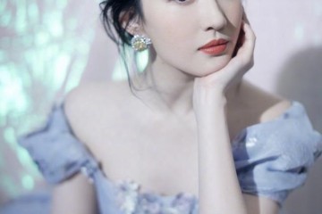 baby扶刘亦菲下台上热搜两位仙女同框超养眼气质高雅不分伯仲