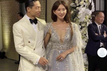 言承旭认爱64岁女星?特意从北京飞往东京两人密切合影惹人仰慕