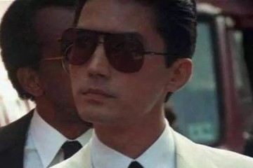 68岁亚洲美男尊龙曾一次取得九个奖项息影后独身至今