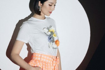 辣妈李亚男当众表达一家三口其乐融融王祖蓝公然没有看错人