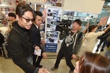 林志玲日本老公大爆火接机粉丝直接晕倒小巨蛋办演唱会大成功