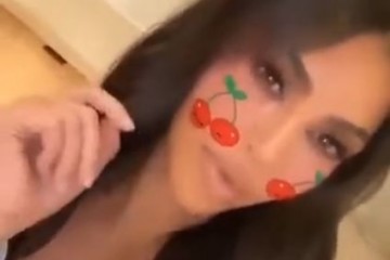 看完卡戴珊家三室一厅的冰箱后本来我活的还不如一根胡萝卜