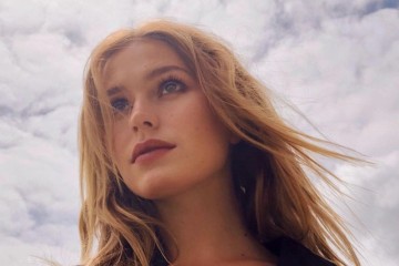 美国版袁泉雄鹿千金曝最新私房照风味多姿难怪字母哥不肯走