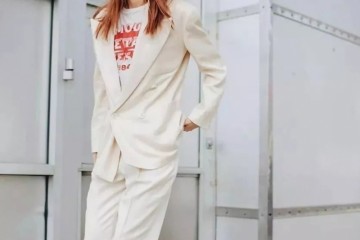 谁说白色欠好搭同色系规律等你来撩省劲又时尚