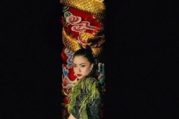 王菊国风大片曝光流苏旗袍复古鲜艳瘦下来的菊姐太有范了