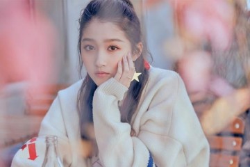 关晓彤跳舞辣眼睛大长腿却很抢眼曾直播间现场丈量腿长1米多