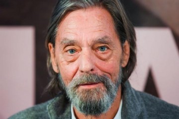 曾与阿布拉莫维奇泪中对视的乌雷没收逝世了