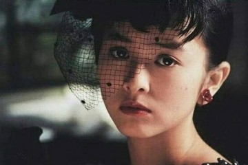 被誉为最可爱女星回绝林志颖嫁豪门32岁成奶奶容貌