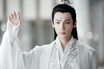 罗云熙总算爆火新剧路透西装革履彬彬有礼蛮横总裁帅到没朋友