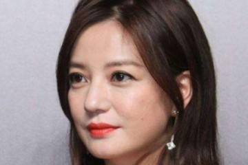 他是赵薇这辈子最赏识的男人参与他的葬礼赵薇差点哭到晕厥