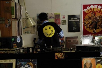 春季现已到来 运动装怎样穿更时髦