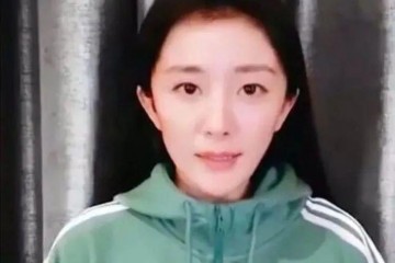 杨幂复工图磨皮过分脸干瘦好显老赵丽颖脸肿不修多天然