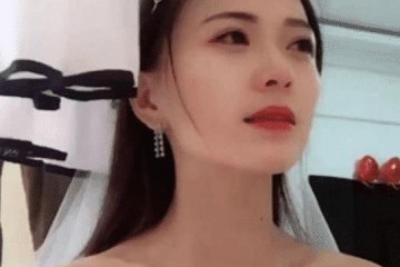 最美新娘火了成婚当天新郎跑了新娘眼睛哭红