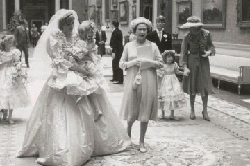 戴安娜曾泄漏很想要个女儿而卡米拉却儿女双全42岁女儿好冷艳