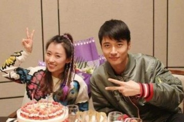 郑秀文美过黄心颖洪欣胜过毕滢男人都只爱年青嫩妹