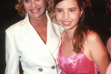 特朗普71岁原配年轻时才冷艳和女儿撞衫不输差23岁姐弟恋更绝