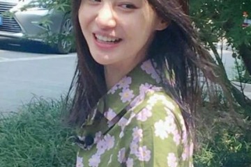 郑爽真人究竟长啥样当关掉十级滤镜后生图下的腿细得让人疼爱