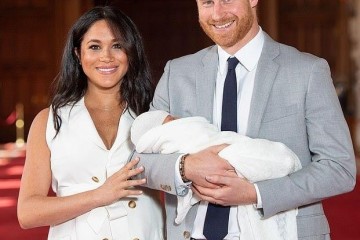 梅根花钱不疼爱花2千万装饰别墅改造婚戒却被吐槽像前夫那枚