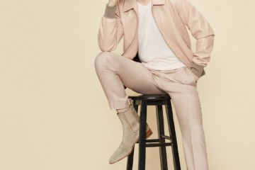 他30岁因镇魂大红今穿粉色套安装短裤凹出长腿清新减龄