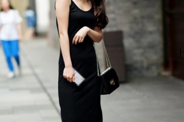 穿吊带裙搭懒人鞋最便利不到一秒能穿好要害还时尚大气