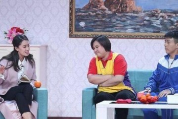 杨幂袁姗姗同学多年不红今被贾玲力捧上春晚走红成带货女王