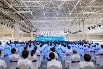 艰苦创业又一程,自强不息“碳”前路